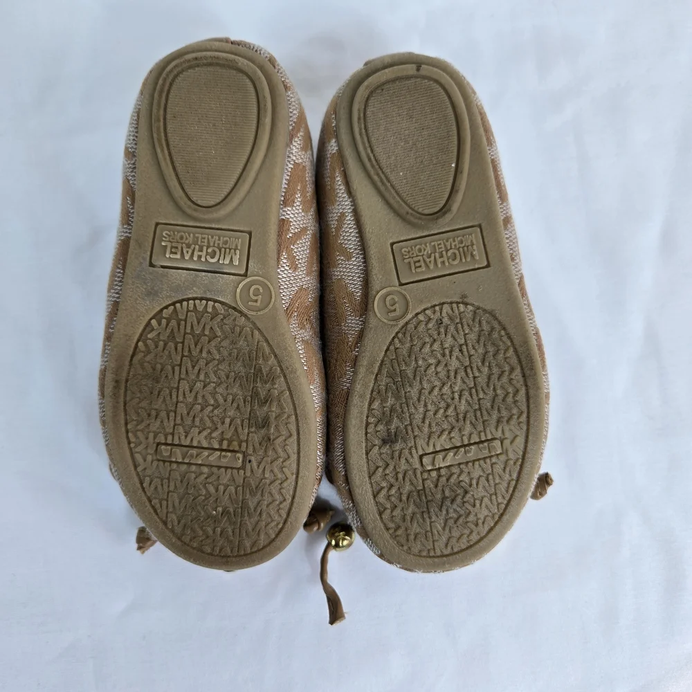 Michael Kors Toddler Girl Tan Fatima Signature Print Logo Charms Ballet‎ Flats 5